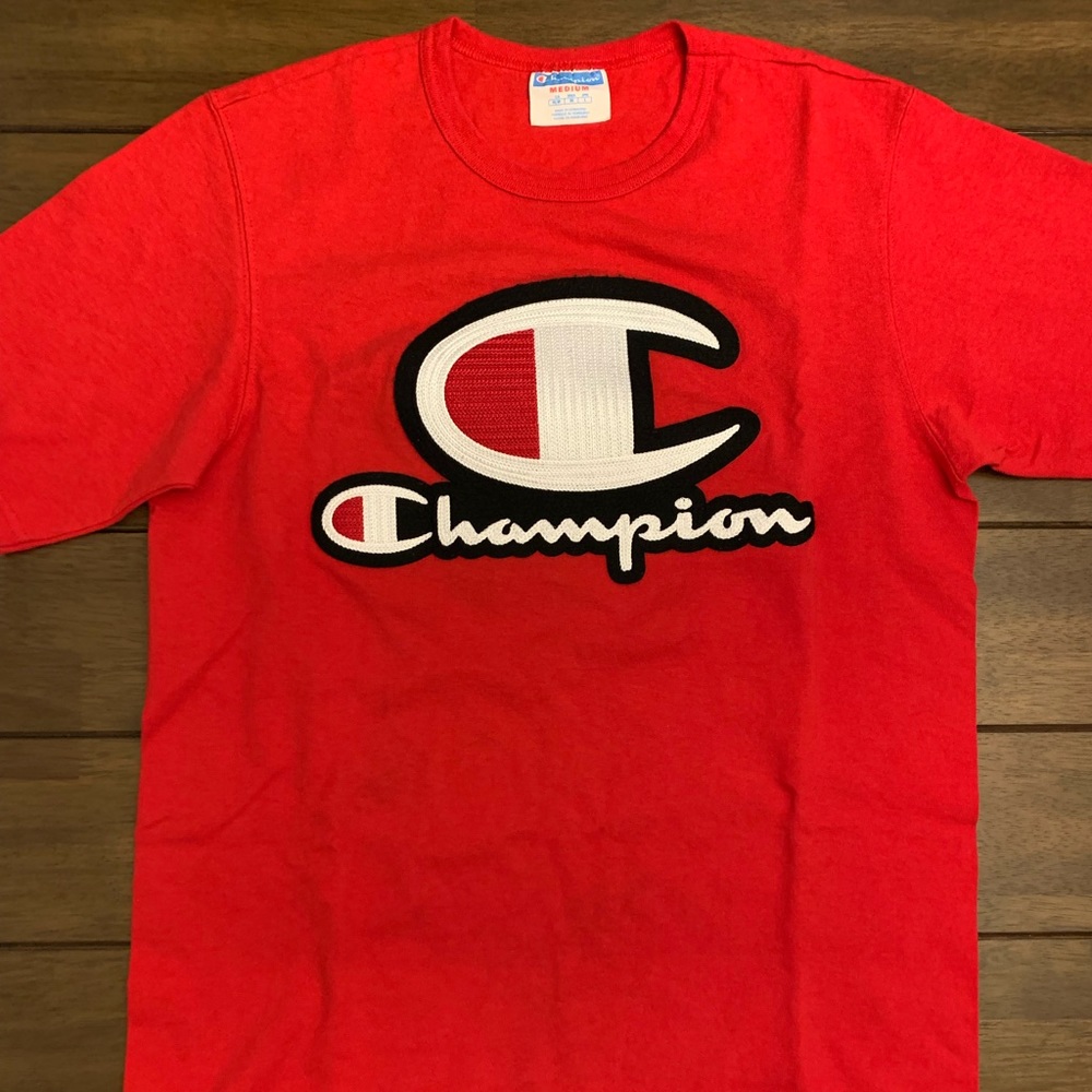 Champion t-shirt
